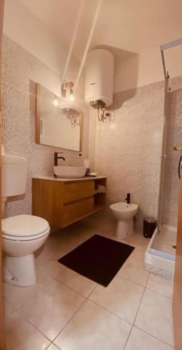 Casa Vacanze Viale Miramare 31- Delizioso Mini Loft Industrial Trieste Esterno foto