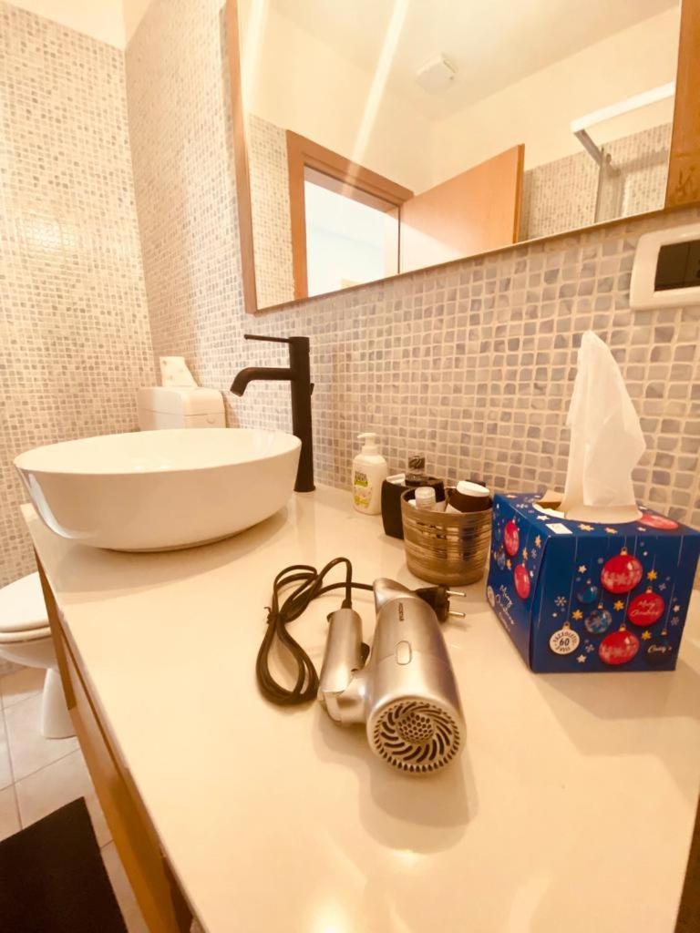 Casa Vacanze Viale Miramare 31- Delizioso Mini Loft Industrial Trieste Esterno foto